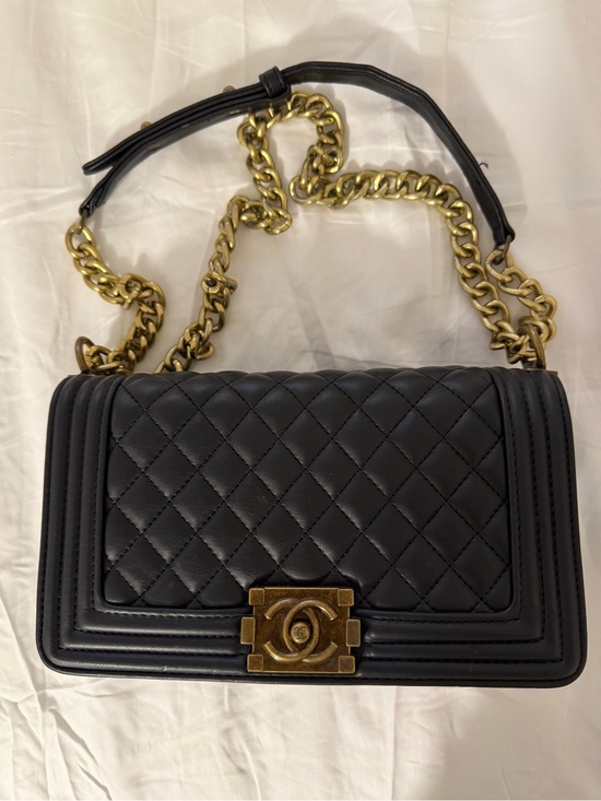 Handbags - Classic Quilted Black Leather Chain Shoulder Bag - Designer Style